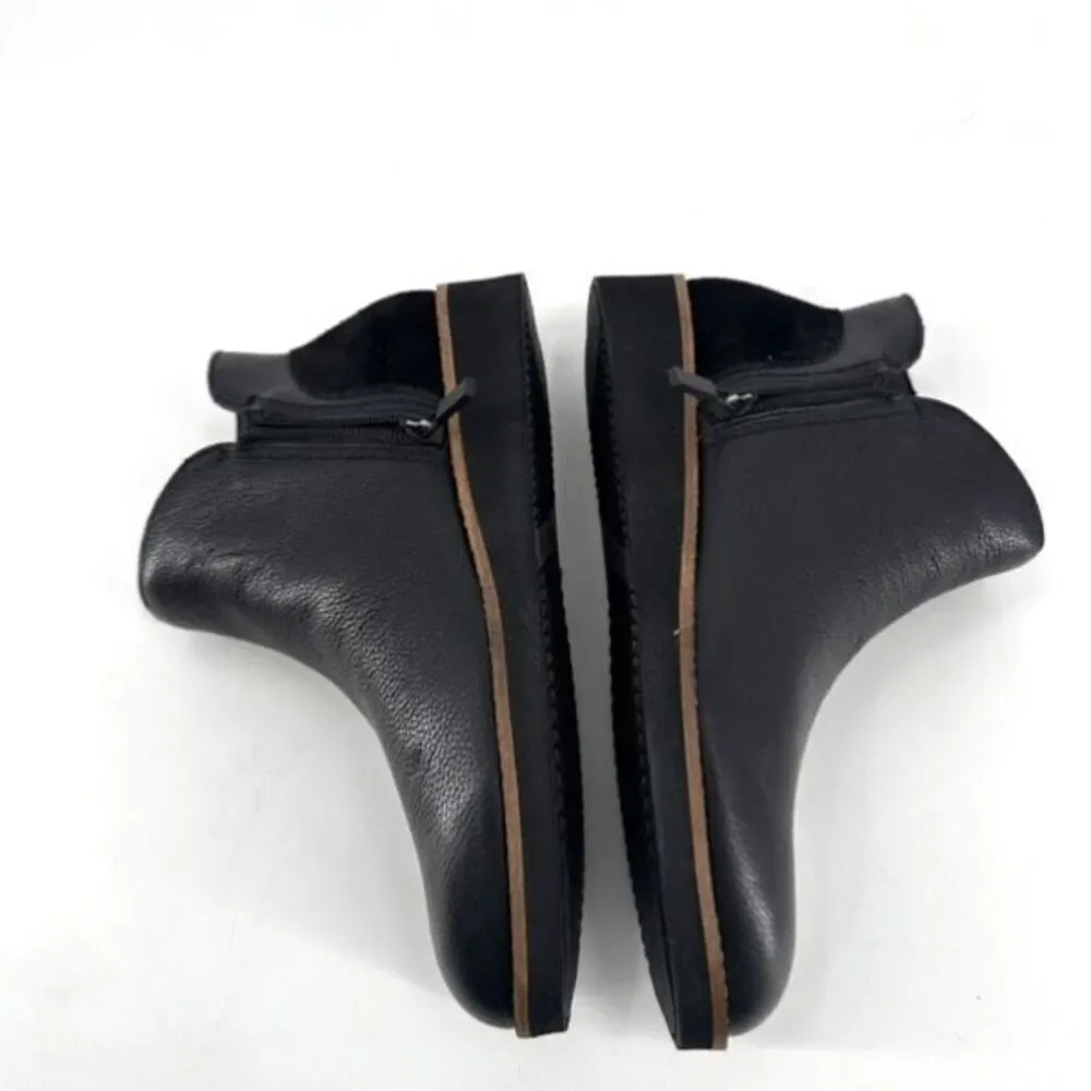 NWOB SoftWalk Wesley Women's Leather Side Zip Ankle Bootie Black Size 8.5 Narrow